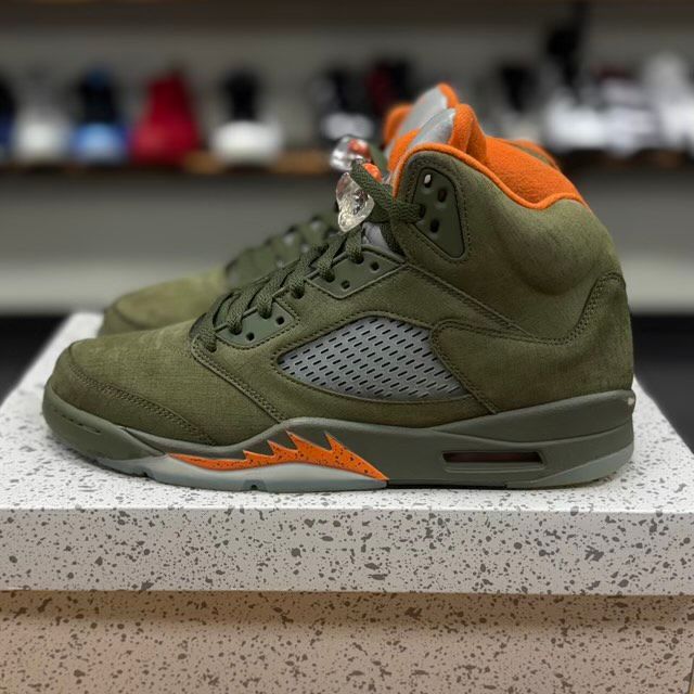 Jordan 5 Retro Olive (2024) - Preowned