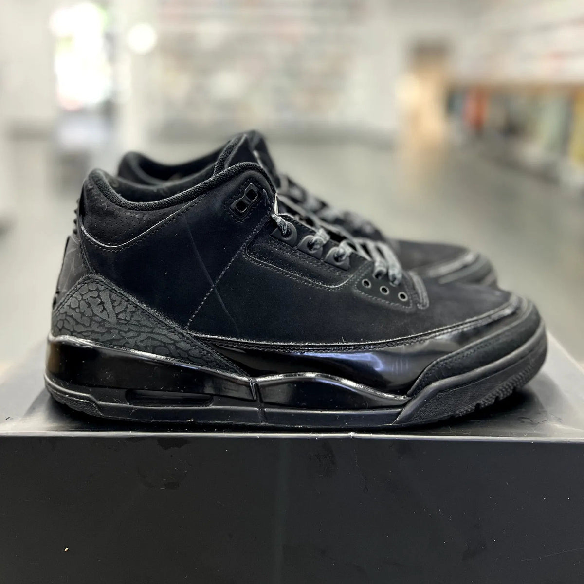 Jordan 3 Retro Black Cat (2025) - Preowned