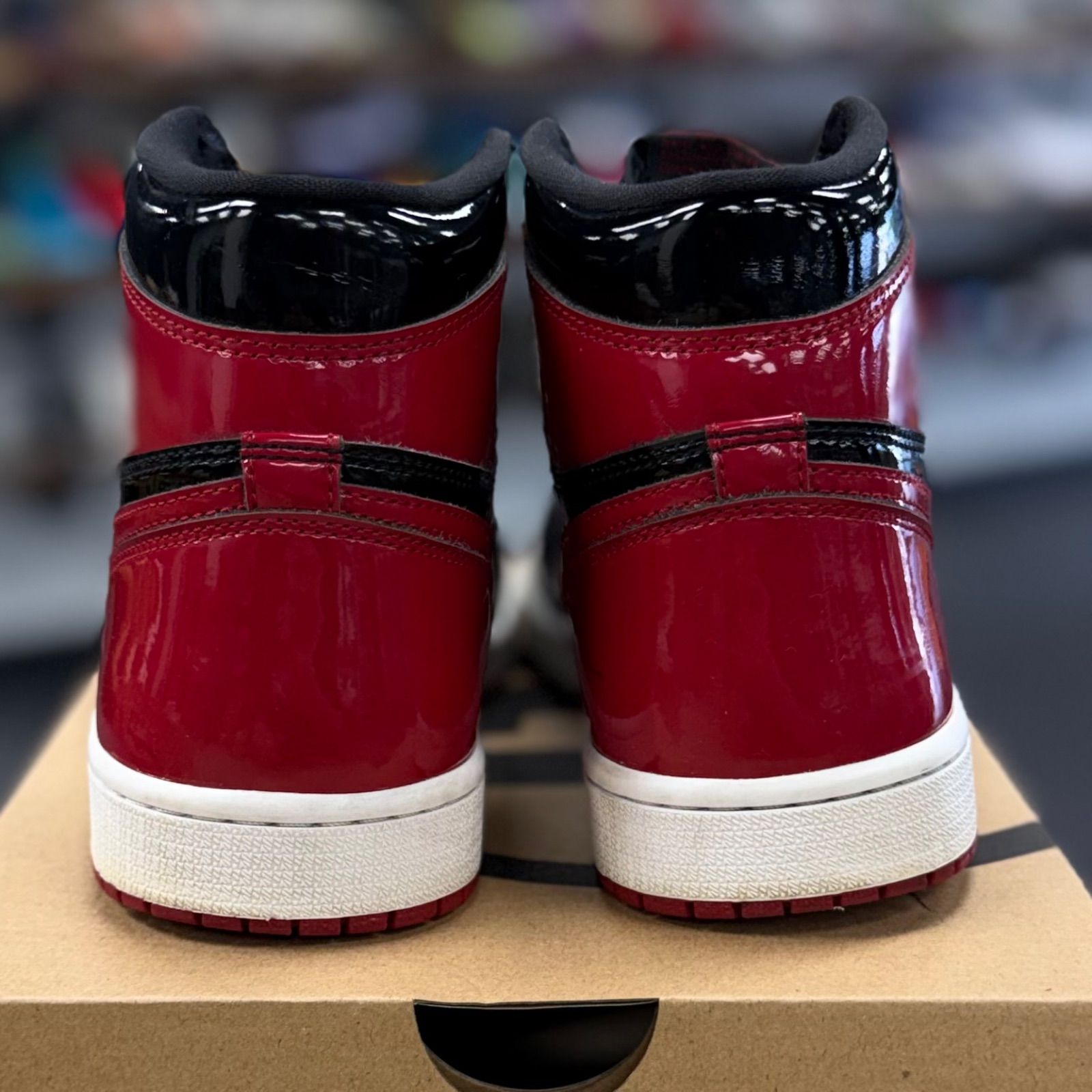 Jordan 1 Retro High OG Patent Bred - Preowned