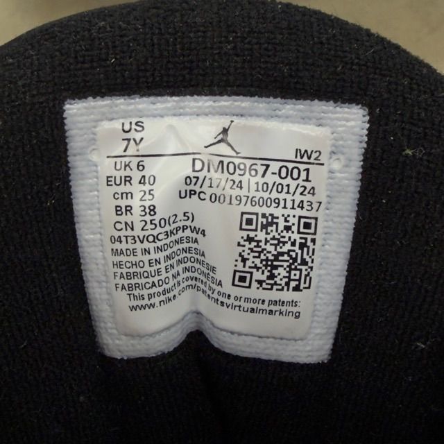 Jordan 3 Retro Black Cat (2025) (GS) - Preowned