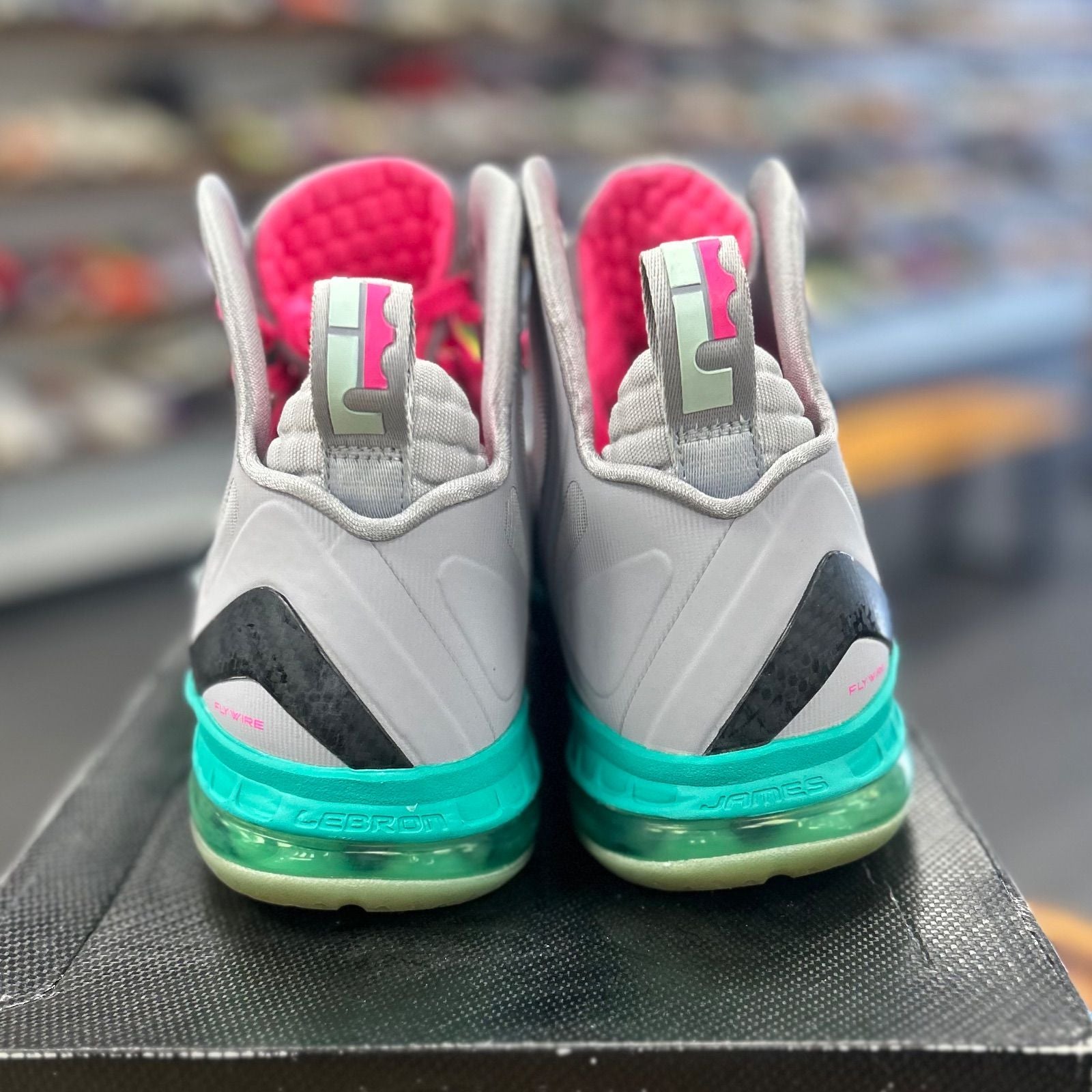 Nike LeBron 9 PS Elite South Beach - Preowned