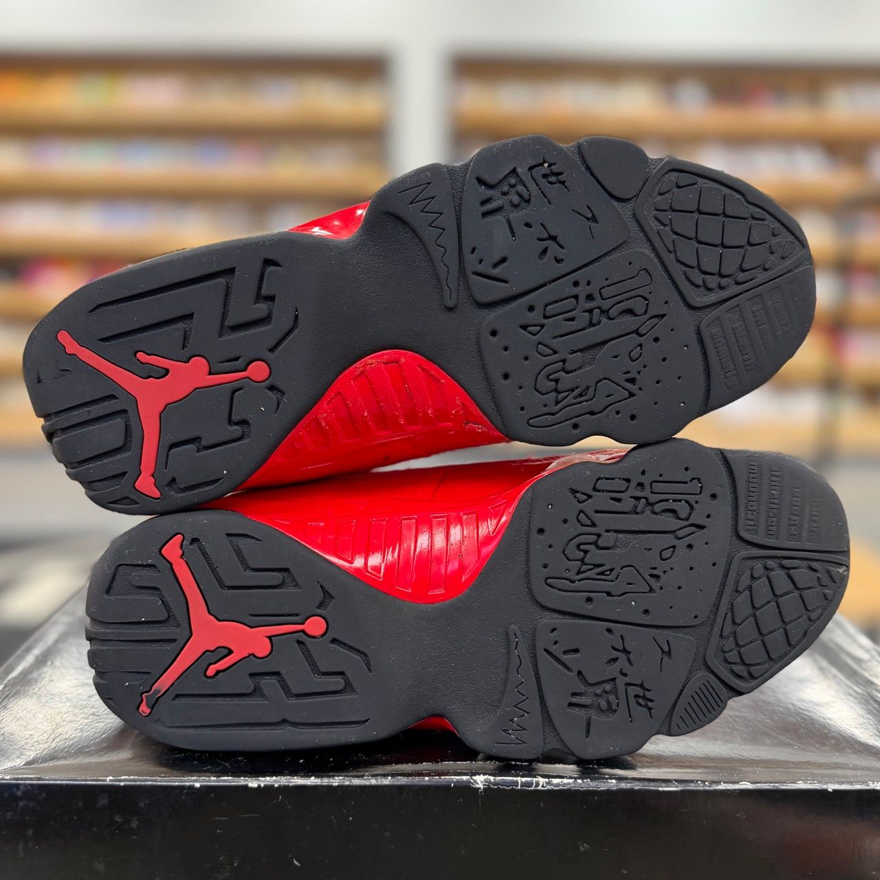 Jordan 9 Retro Chile Red - Preowned