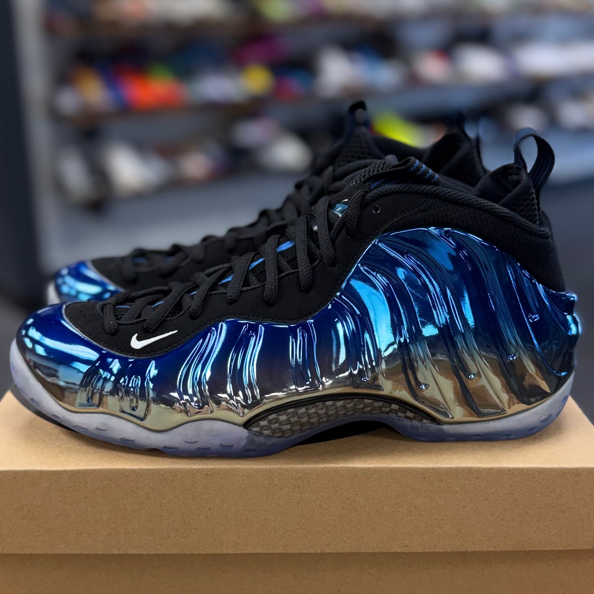 BRAND NEW STEAL - Nike Air Foamposite One Blue Mirror