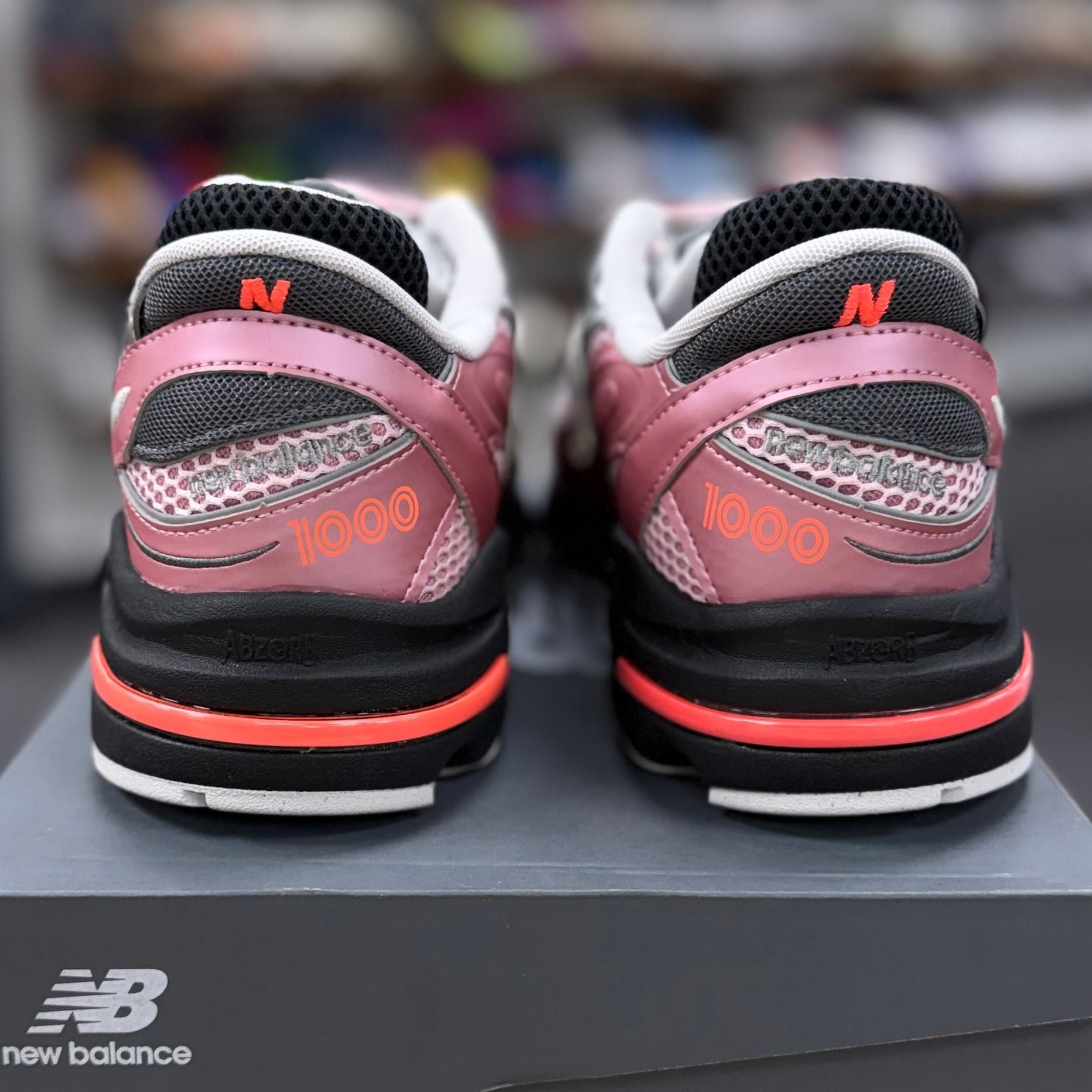 BRAND NEW STEAL - New Balance 1000 Pink Metallic Silver