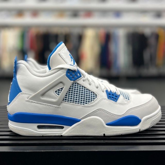 Jordan 4 Retro Military Blue (2012) - Preowned
