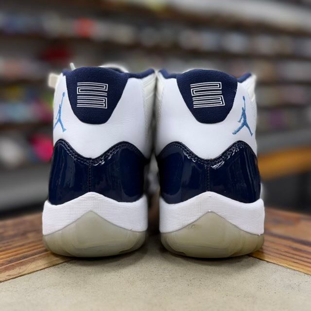 Jordan 11 Retro UNC Win Like 82 - Preowned