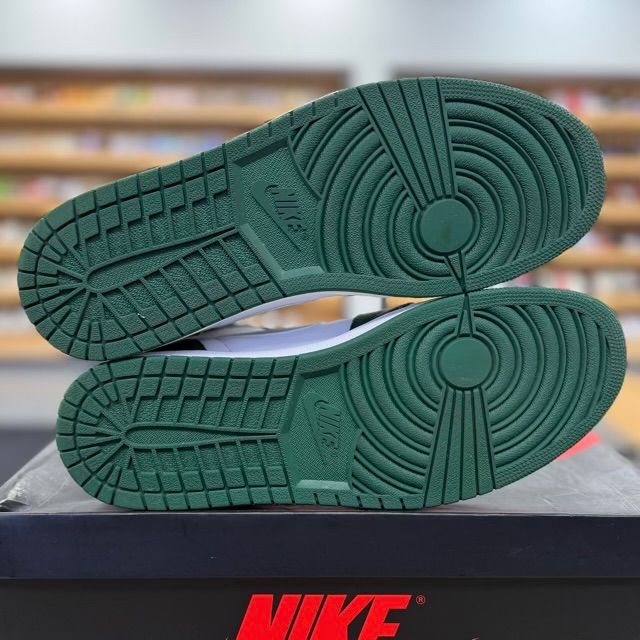 Jordan 1 Retro High OG Gorge Green - Preowned
