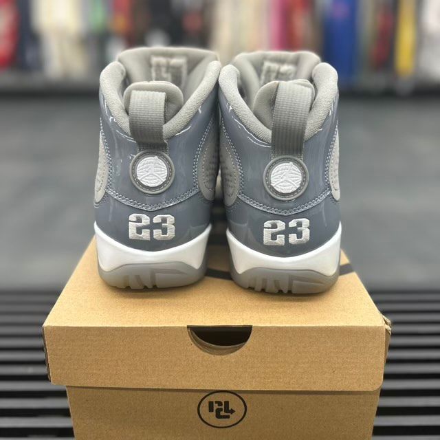 Jordan 9 Retro Cool Grey (2025) - Preowned