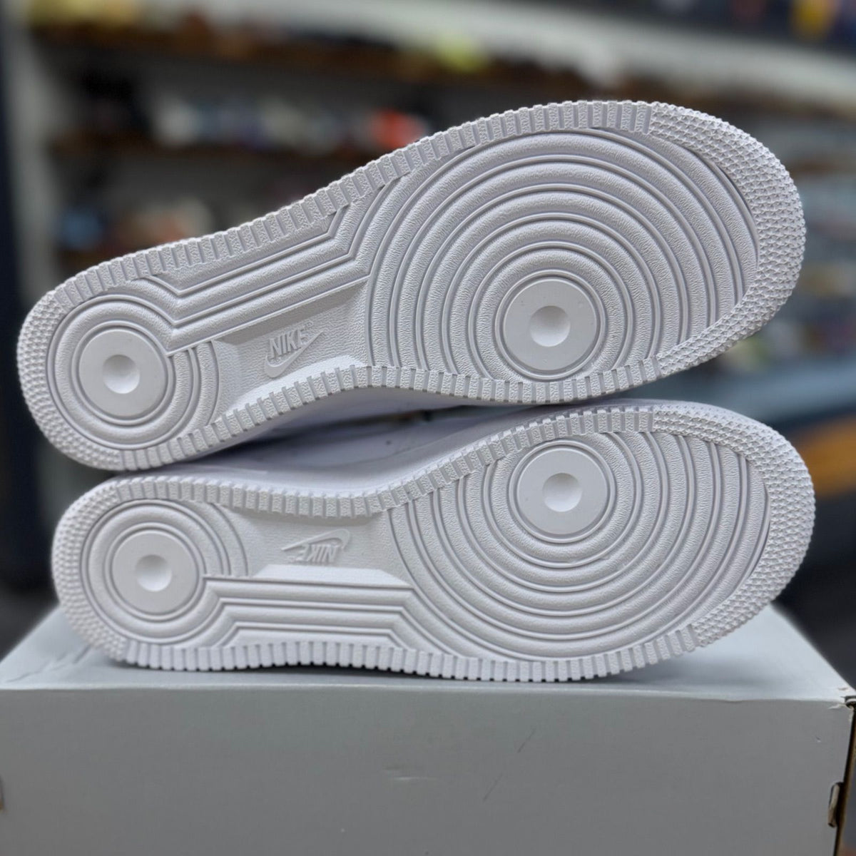 Nike Air Force 1 Low '07 White - Preowned