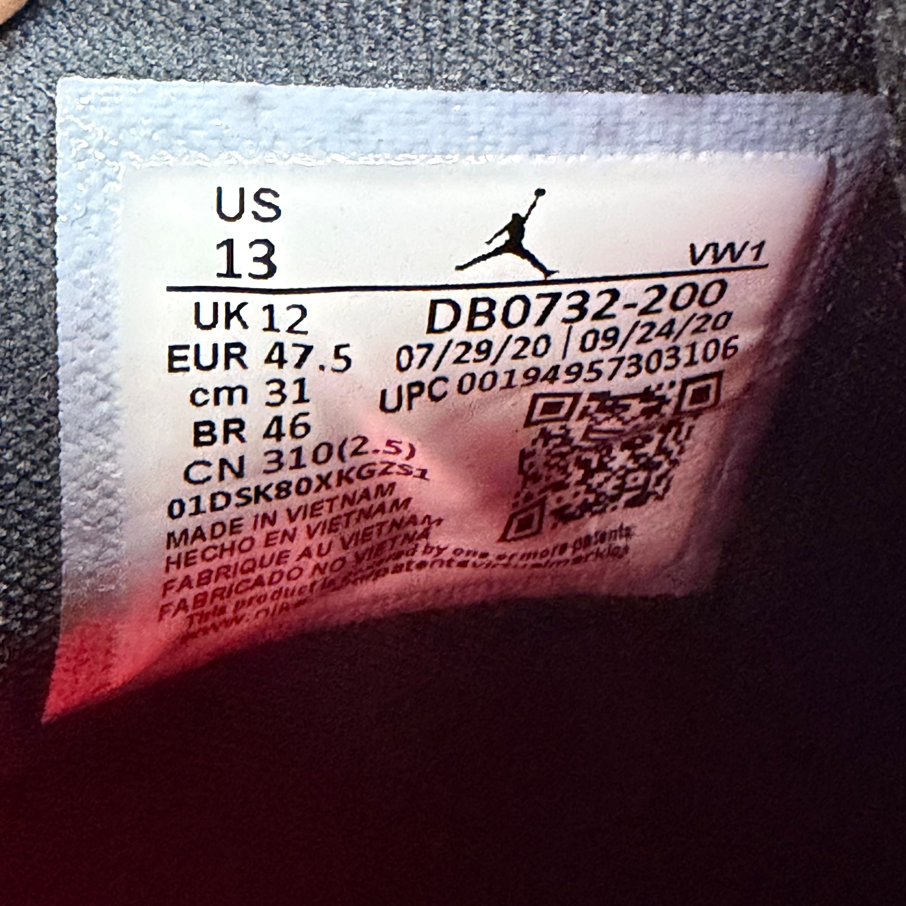 Jordan 4 Retro Taupe Haze - Preowned
