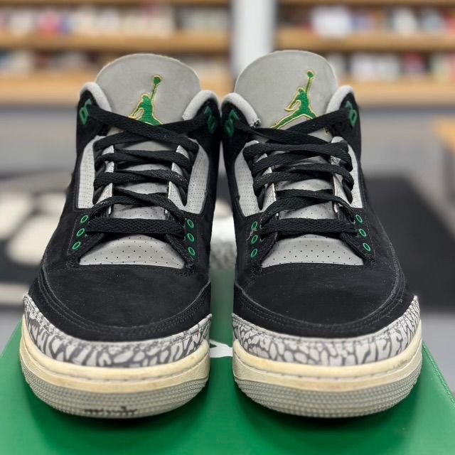 Jordan 3 Retro Pine Green - Preowned