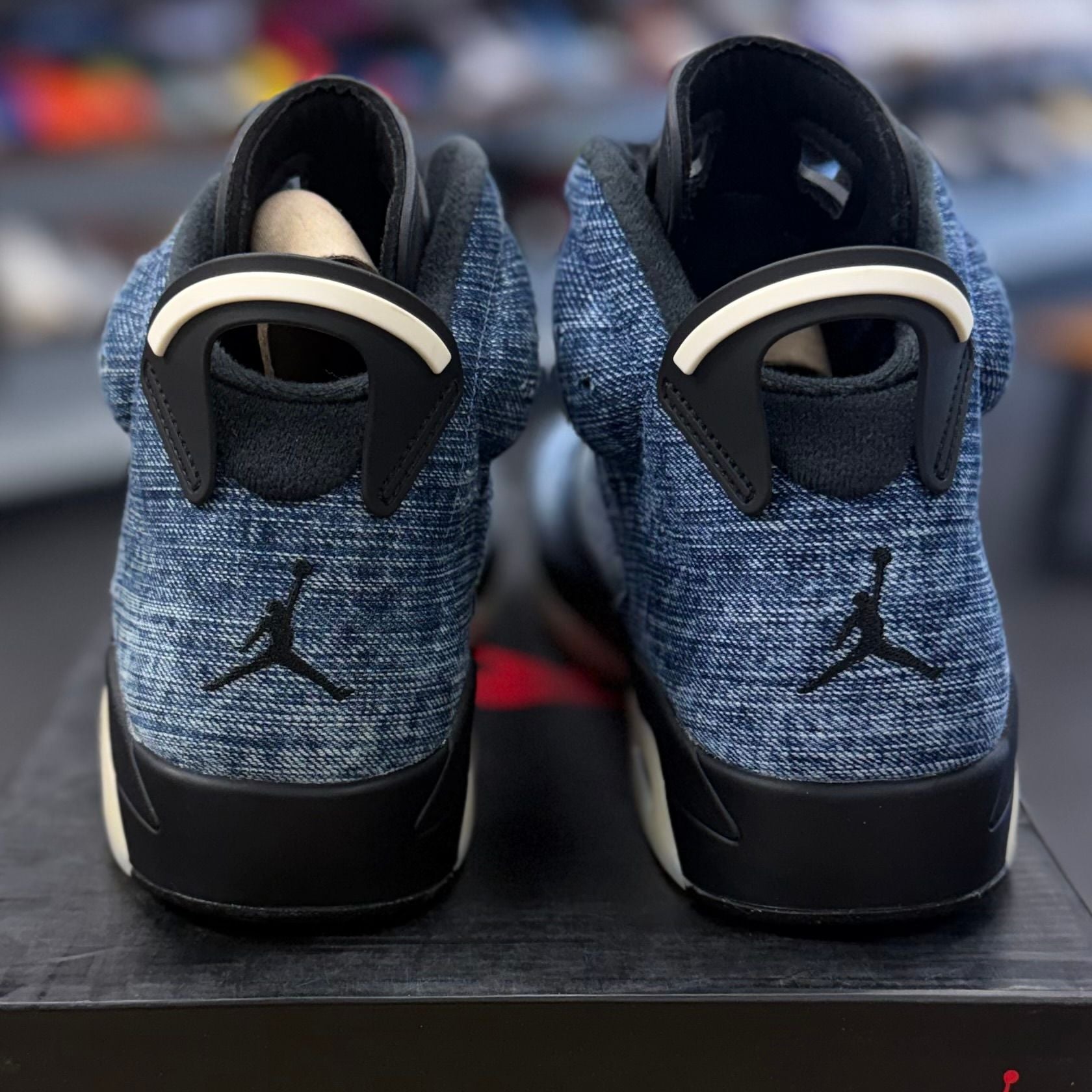 BRAND NEW STEAL - Jordan 6 Retro Washed Denim