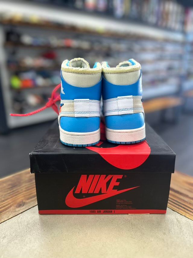 Jordan 1 Retro High Off-White University Blue - Preowned