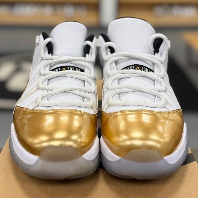 Jordan 11 Retro Low Closing Ceremony - Preowned
