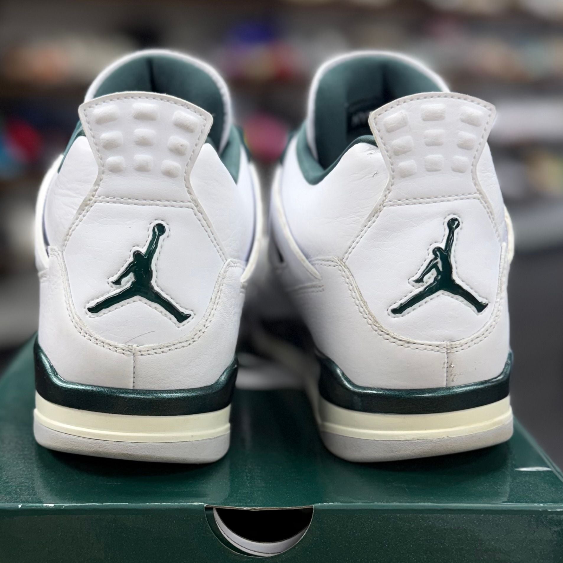 Jordan 4 Retro Oxidized Green - Preowned