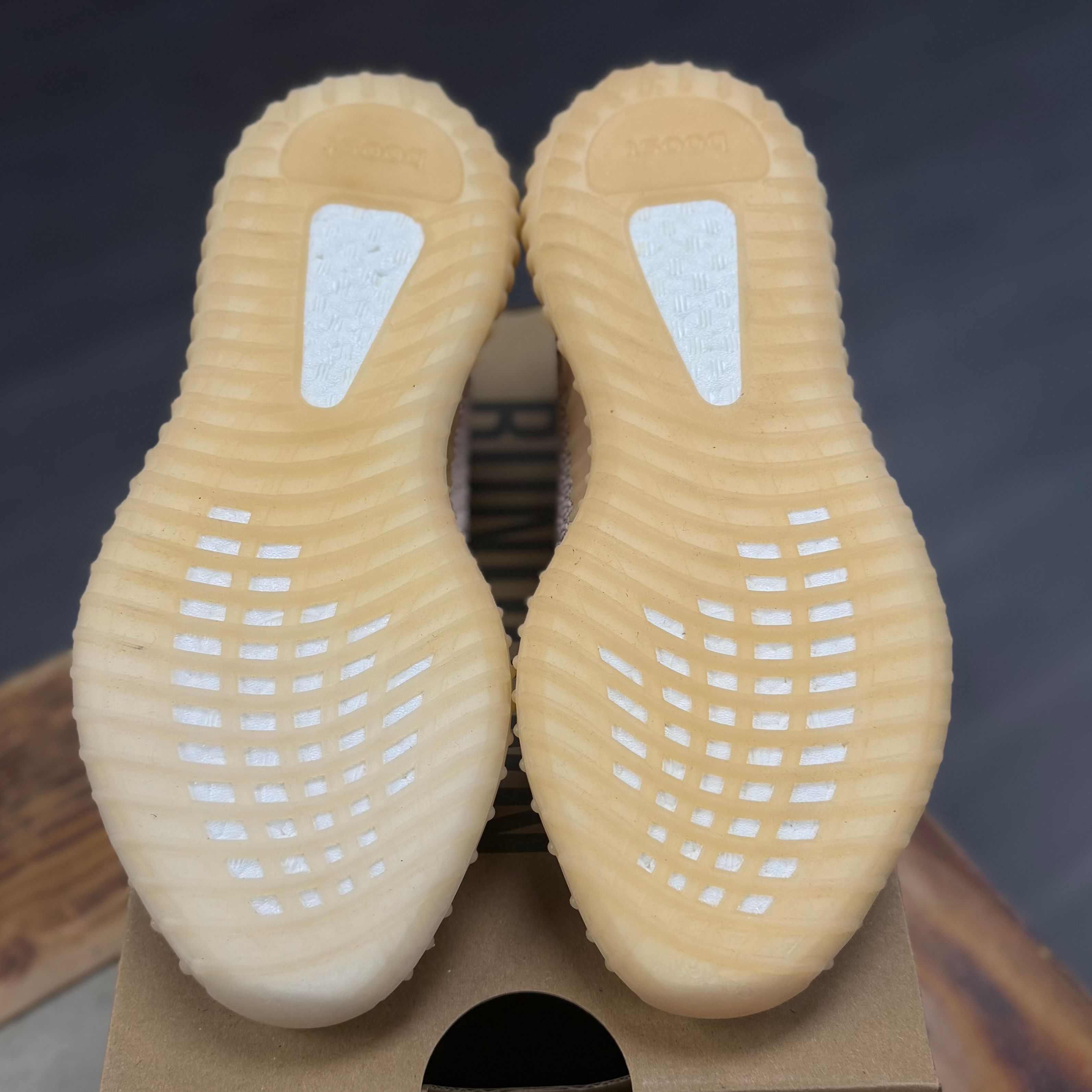 BRAND NEW STEAL - adidas Yeezy Boost 350 V2 Synth (Non-Reflective)
