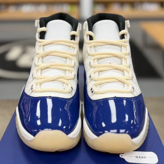 Jordan 11 Retro Rare Air - Preowned