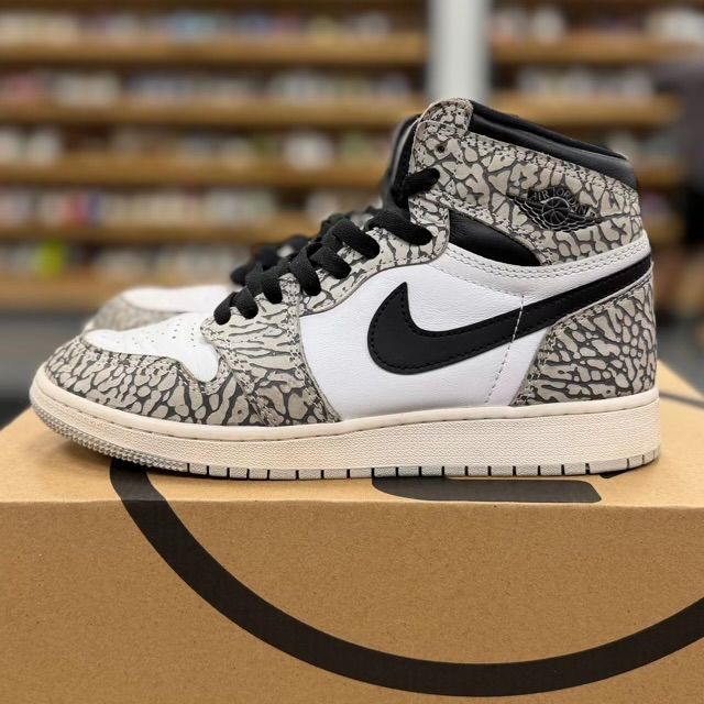 Jordan 1 Retro High OG White Cement (GS) - Preowned