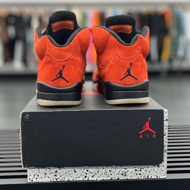 Jordan 5 Retro Dunk on Mars (Women's) - Preowned