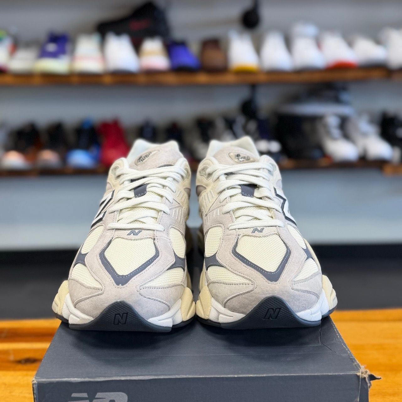 New Balance 9060 Moonrock Linen - Preowned