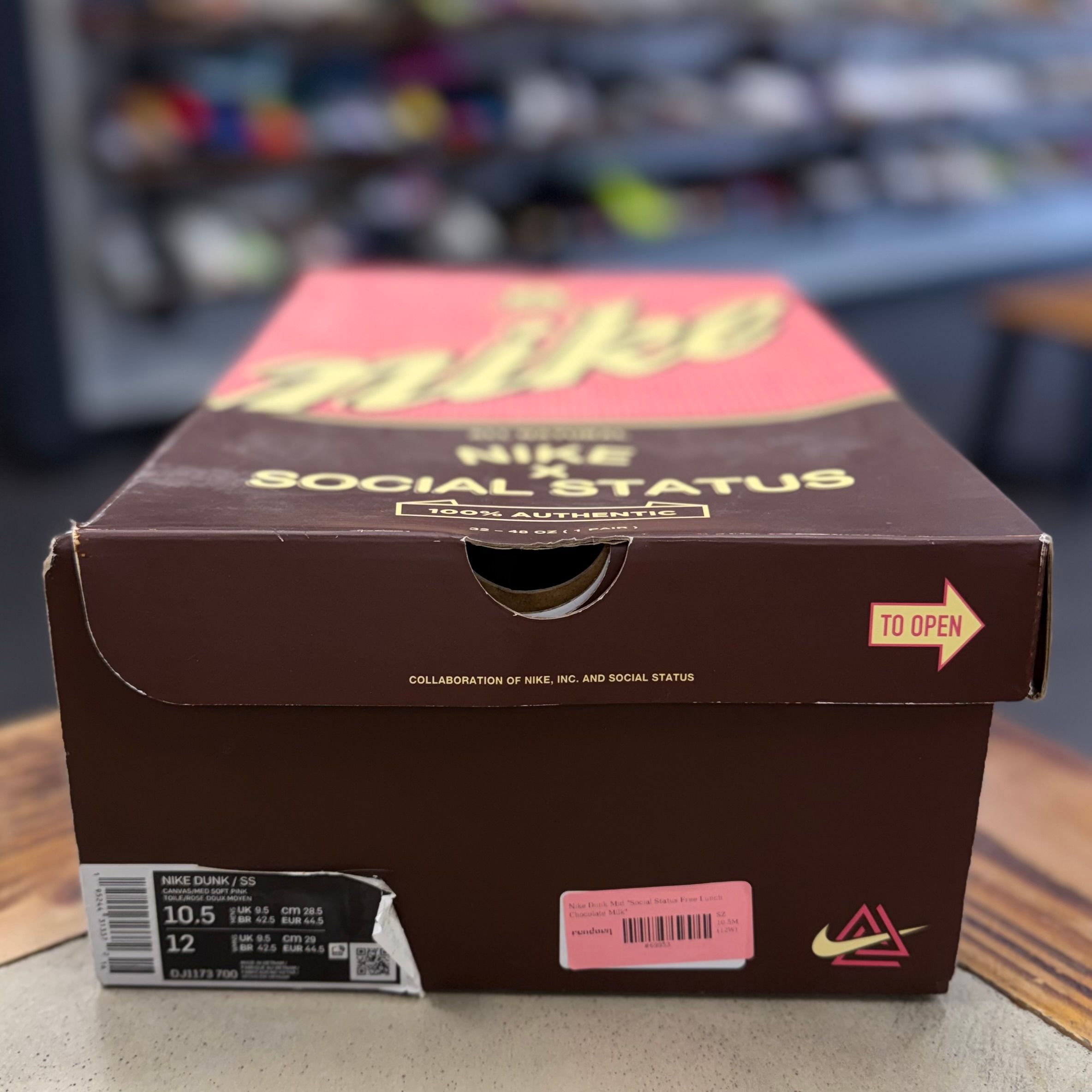 BRAND NEW STEAL - Nike Dunk Mid Social Status Free Lunch Chocolate Milk