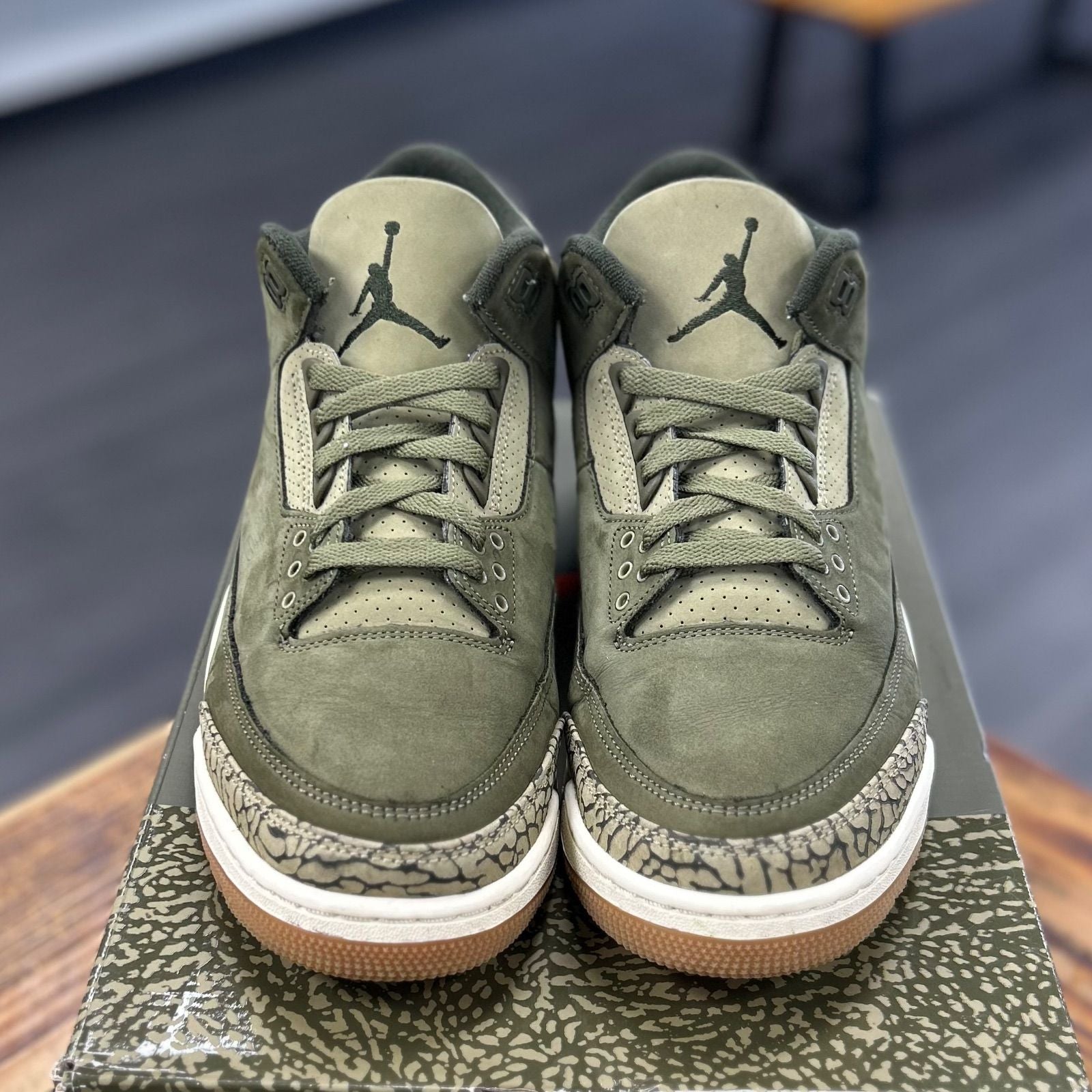 Jordan 3 Retro Family Affair - Preowned