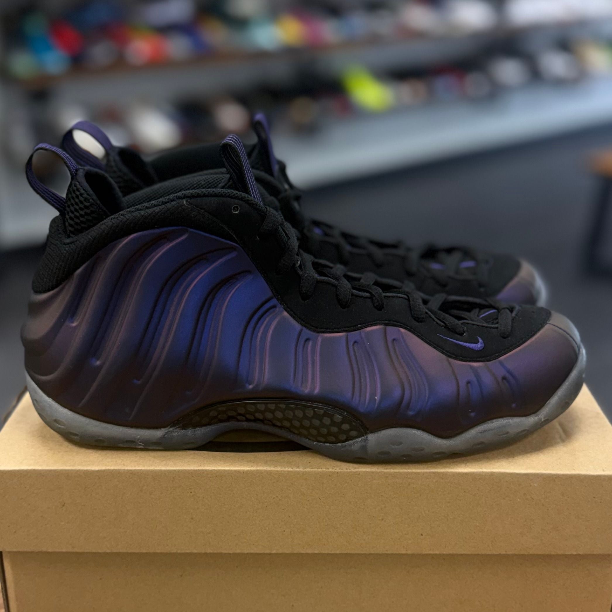 Nike Air Foamposite One Eggplant (2017) - Preowned