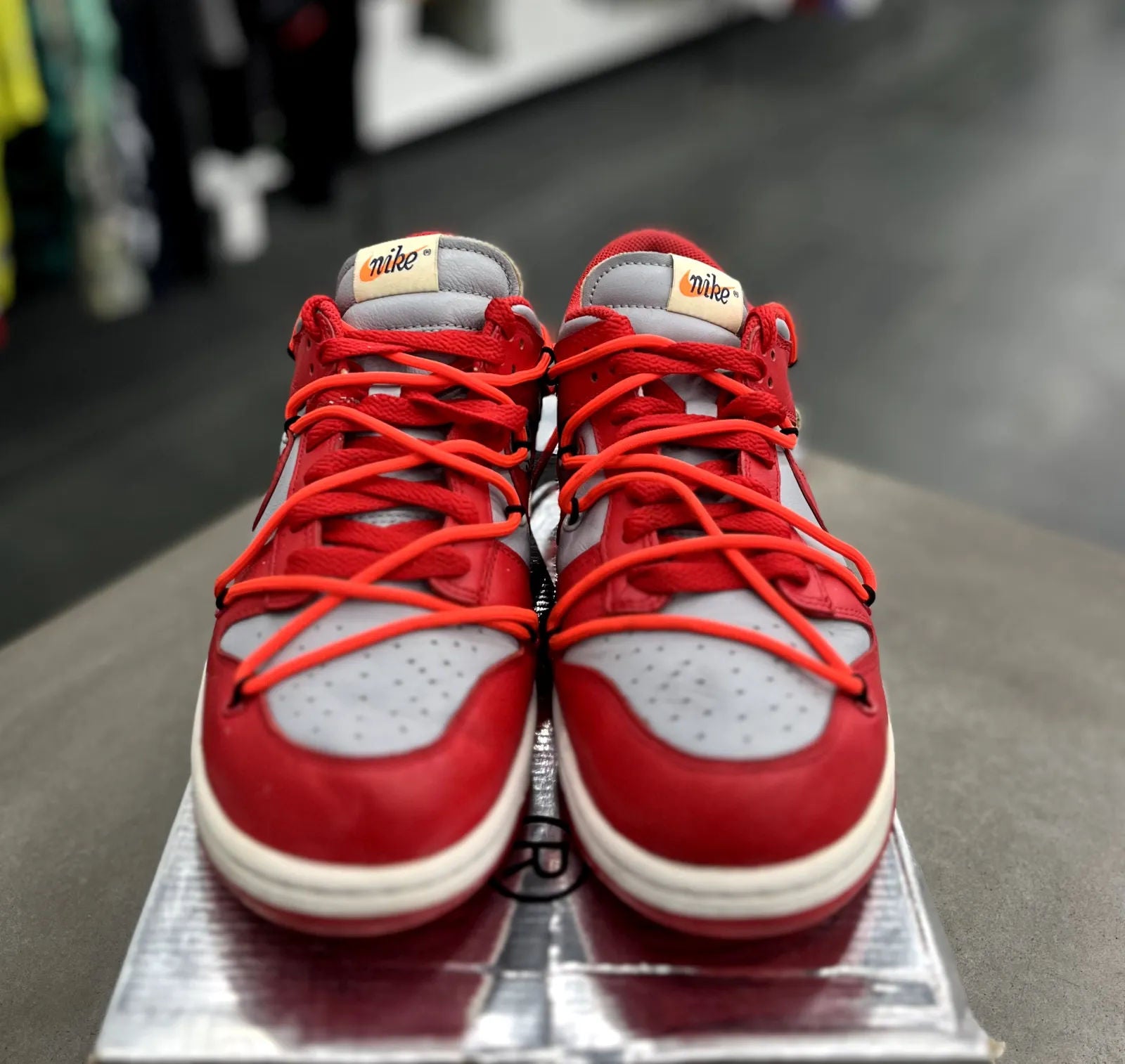 Nike Dunk Low Off-White University Red - Preowned