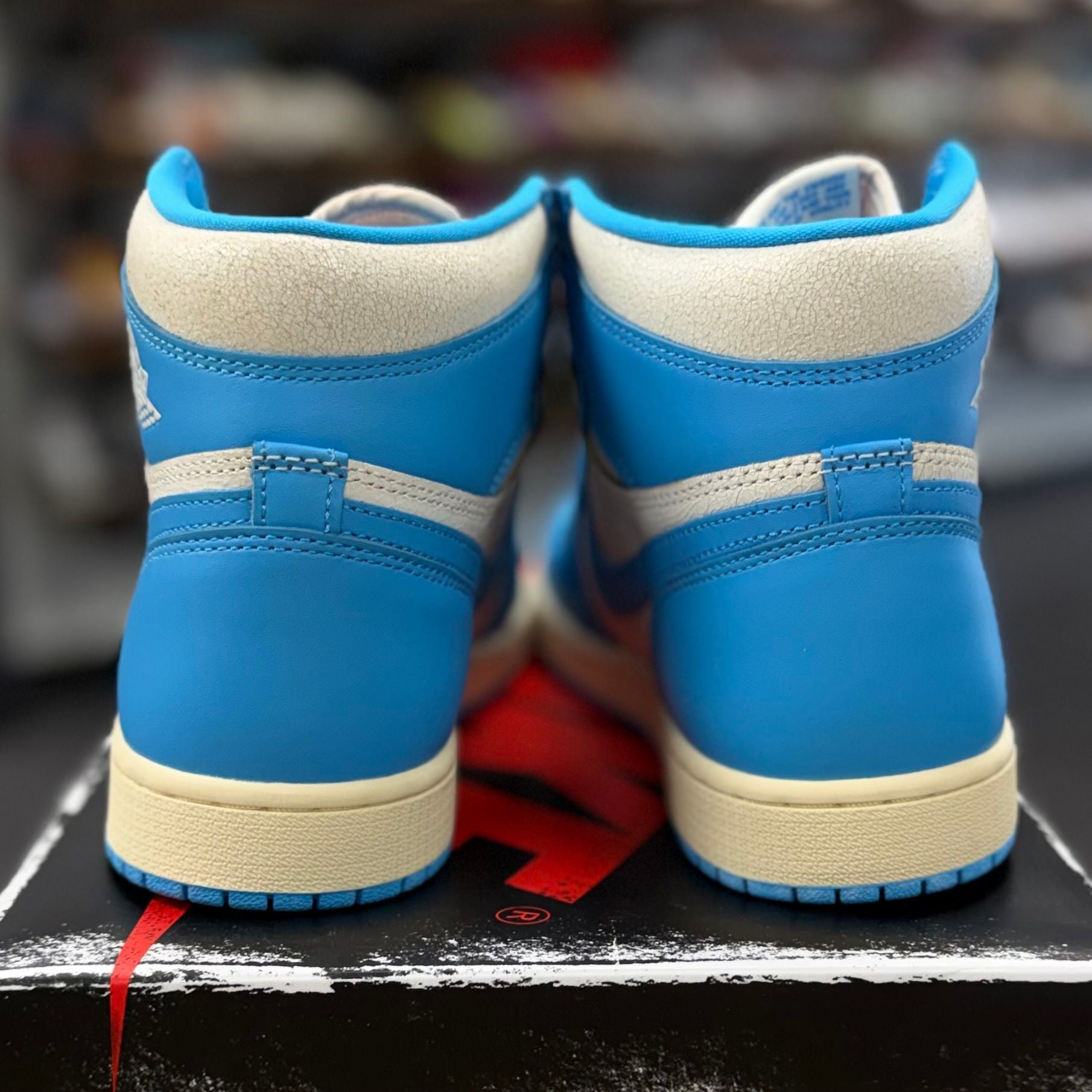 BRAND NEW STEAL - Jordan 1 Retro High OG UNC Reimagined