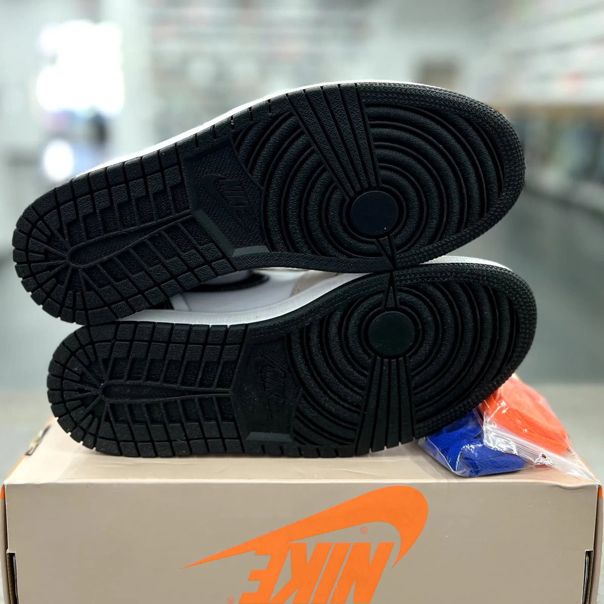 Jordan 1 Retro High OG Prototype - Preowned