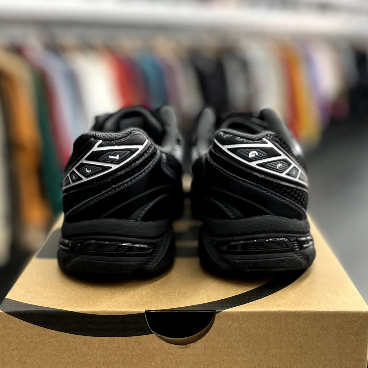 ASICS Gel-1130 Black Pure Silver (GS) - Preowned
