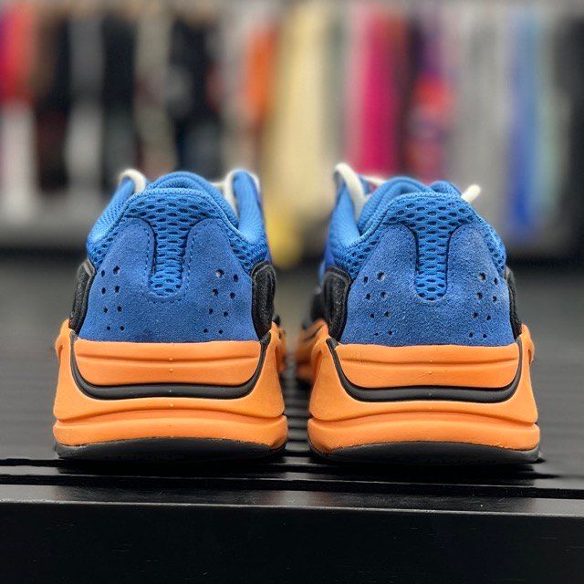 adidas Yeezy Boost 700 Bright Blue - Preowned