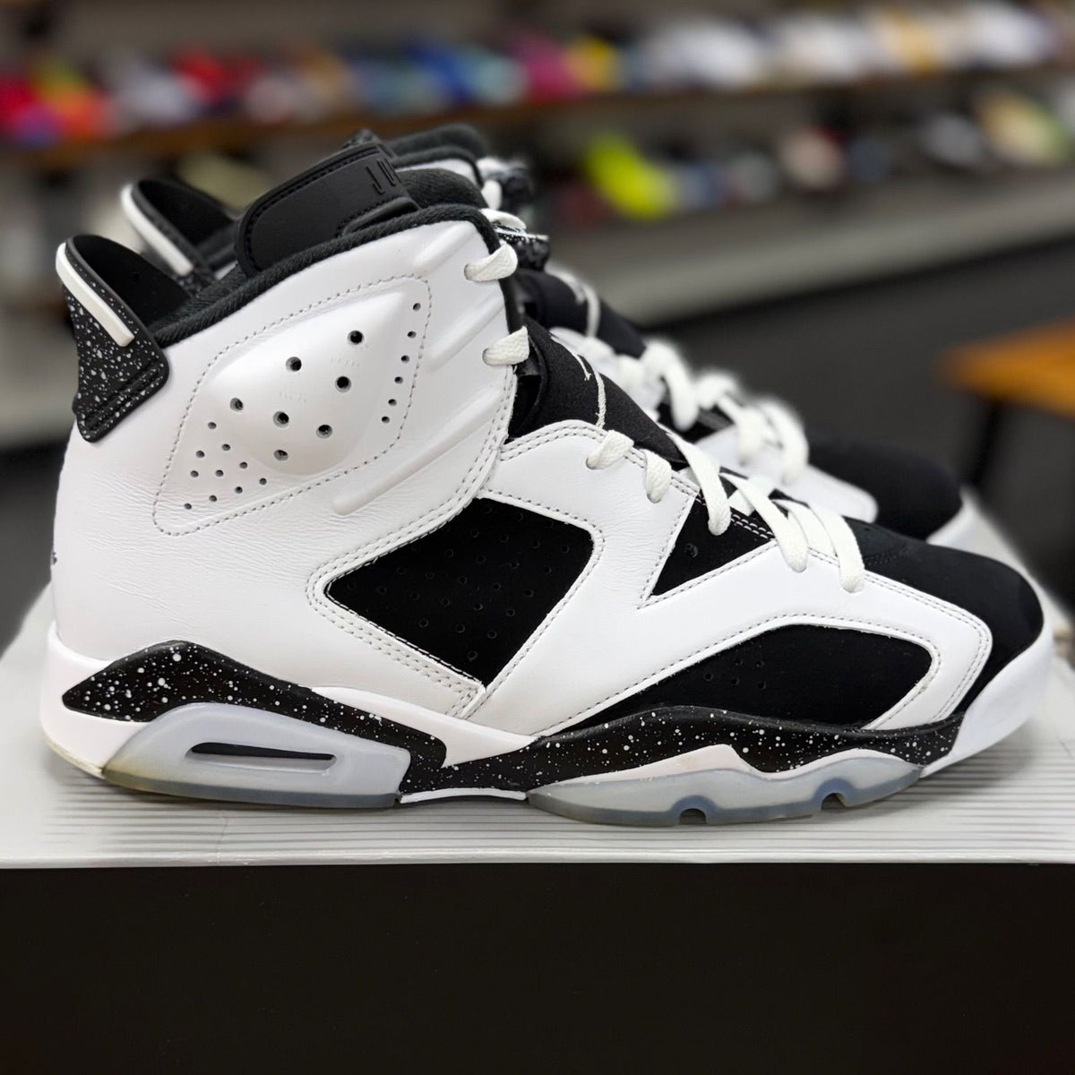 Jordan 6 Retro Oreo (2026) - Preowned