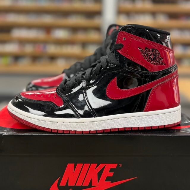 Jordan 1 Retro High OG Patent Bred - Preowned