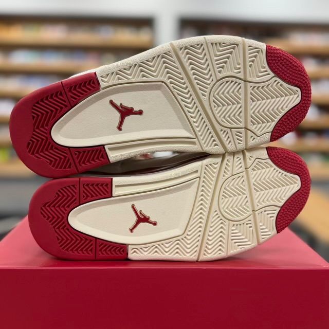 Jordan 4 Retro Valentine's Day Sierra Red (Women's) - Preowned