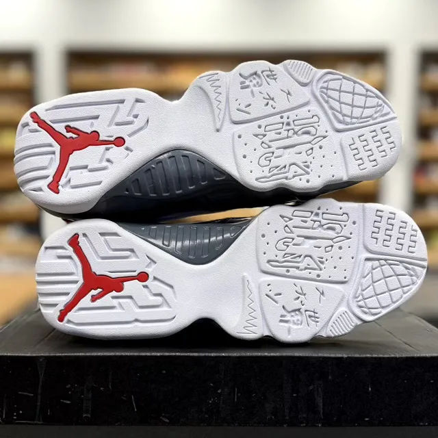 Jordan 9 Retro Fire Red (GS) - Preowned