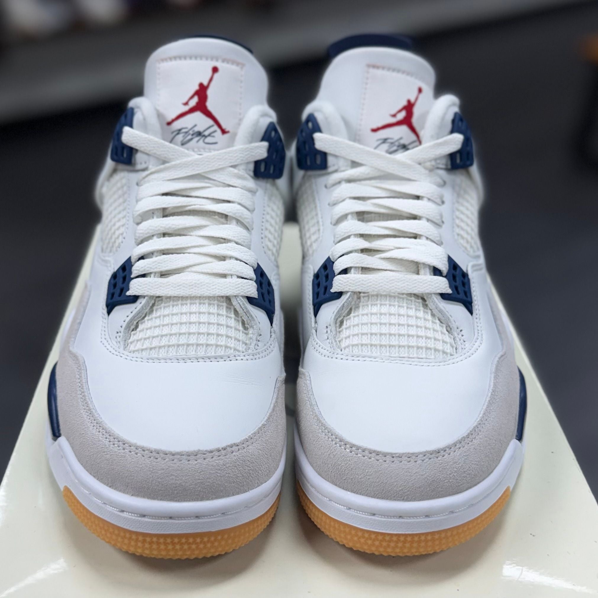 Jordan 4 Retro SB Navy - Preowned