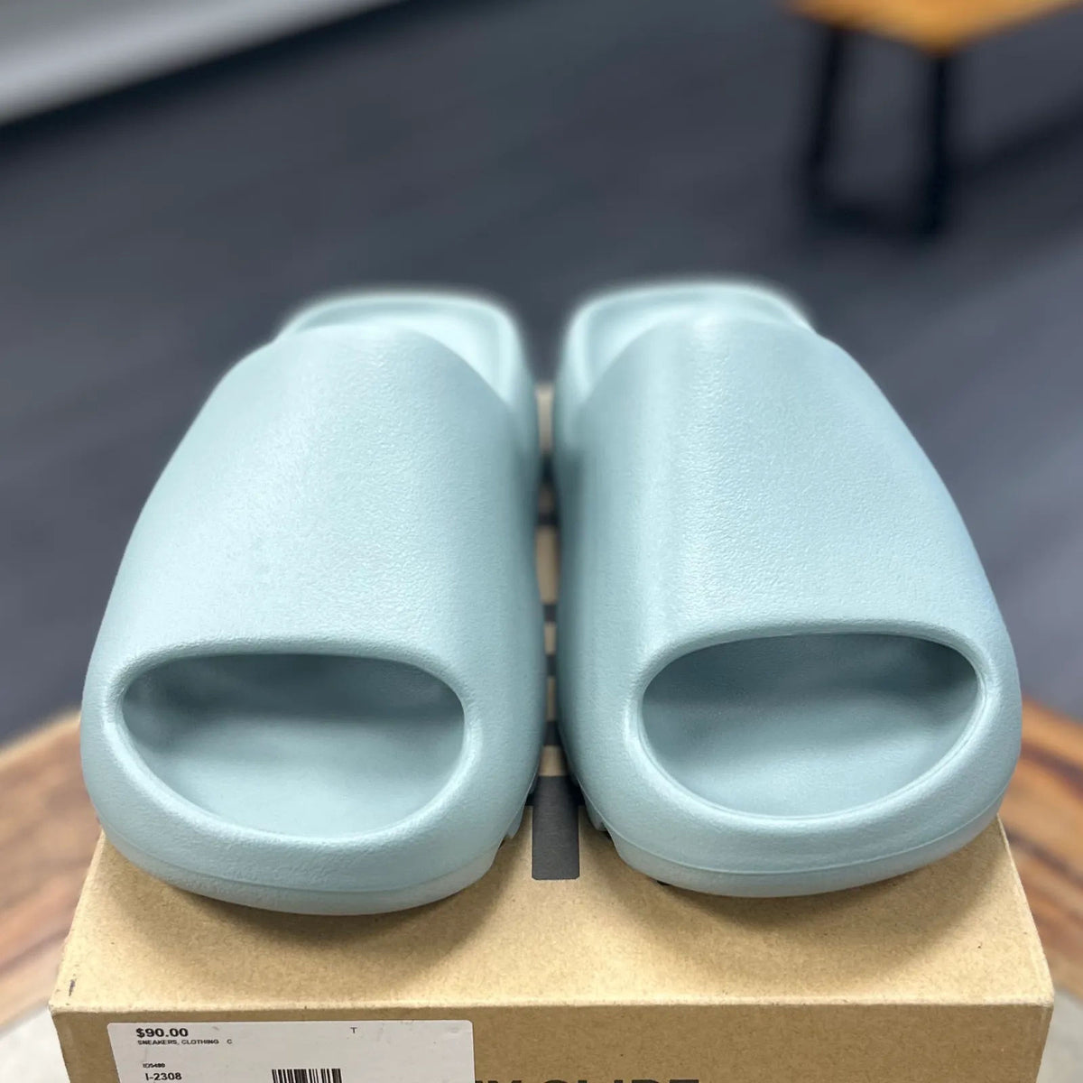 adidas Yeezy Slide Salt - Preowned