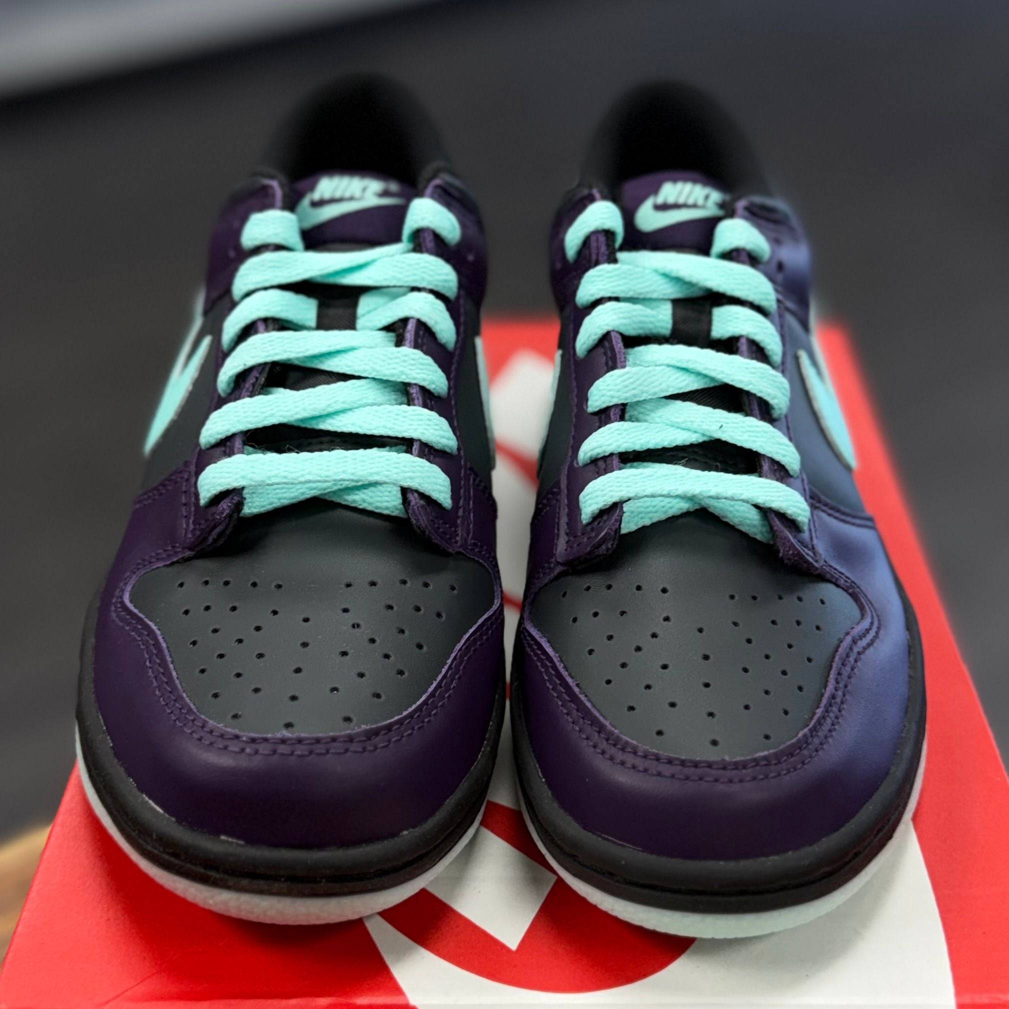 BRAND NEW STEAL - Nike Dunk Low Wizard (GS)
