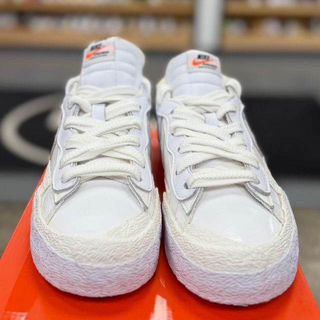 Nike Blazer Low sacai White Patent Leather - Preowned