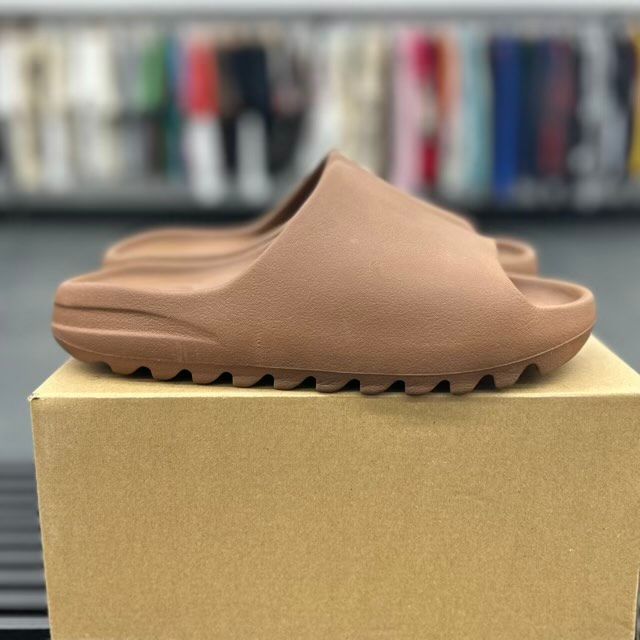 adidas Yeezy Slide Flax - Preowned