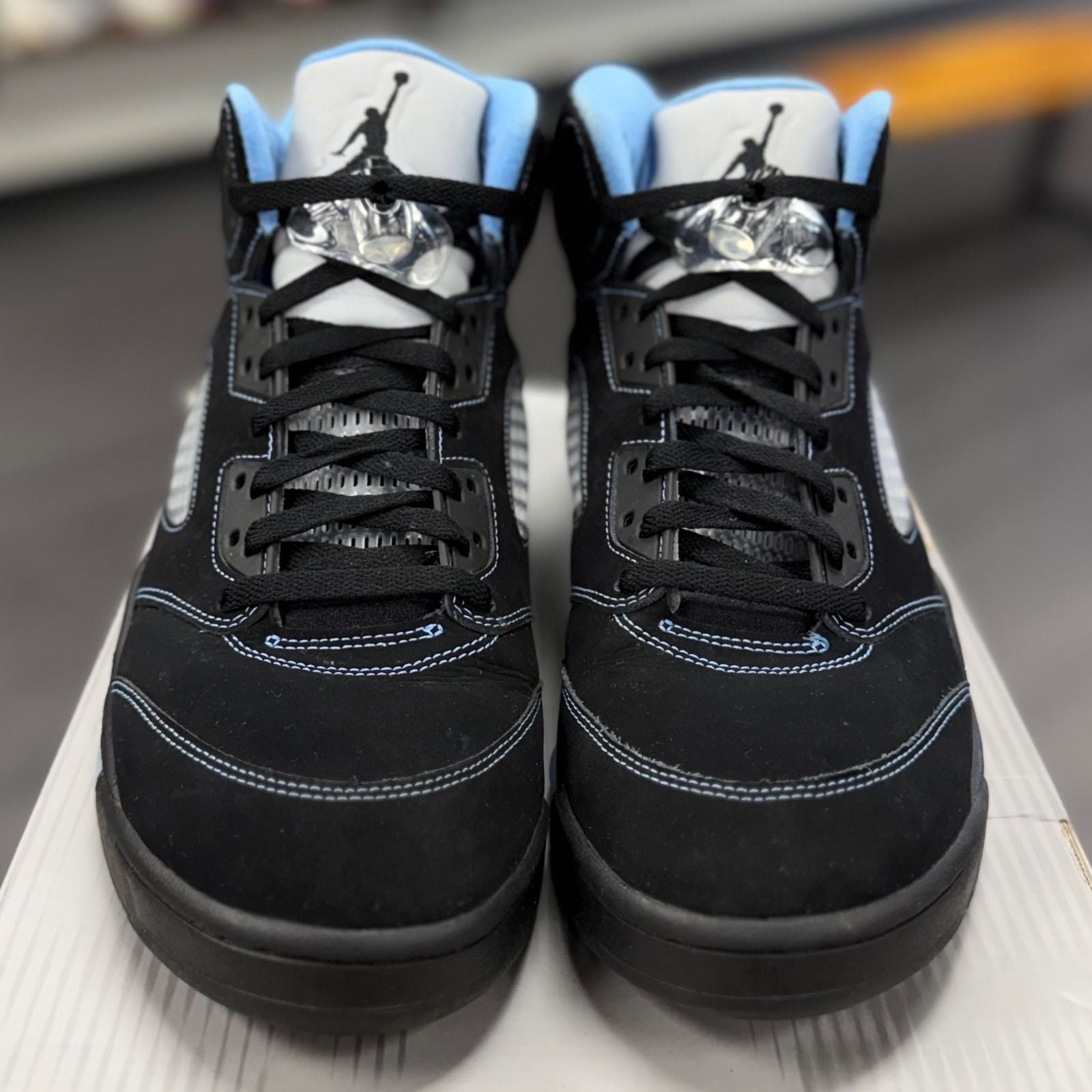 Jordan 5 Retro Black University Blue (2026) - Preowned