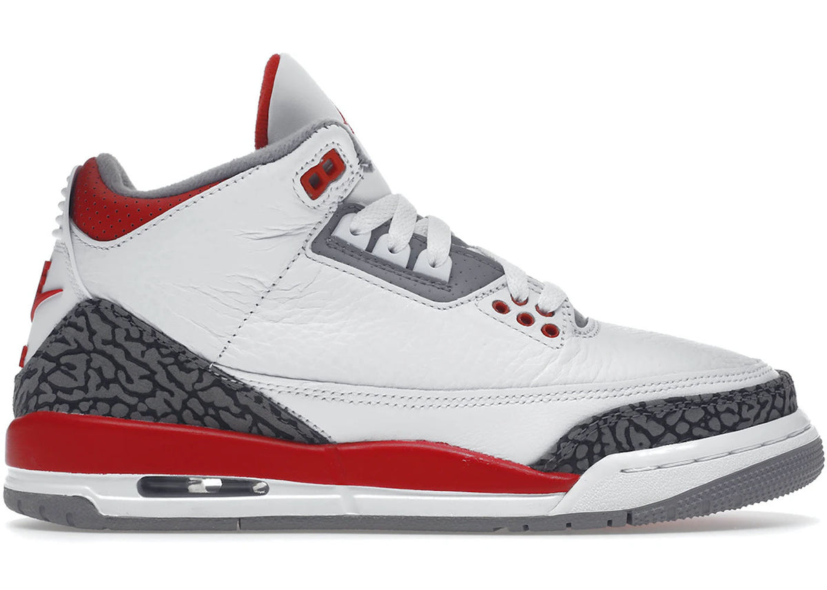 BRAND NEW STEAL - Jordan 3 Retro Fire Red (2022) (GS)