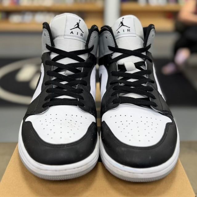 Jordan 1 Mid Barons - Preowned