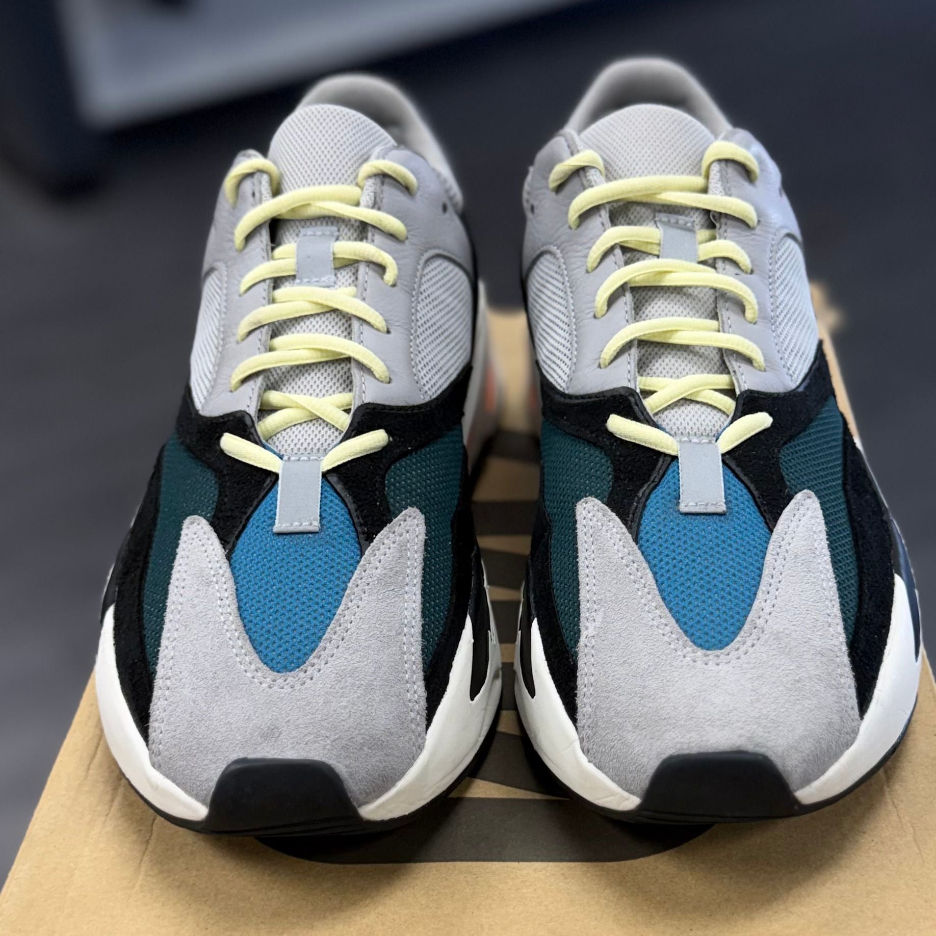 adidas Yeezy Boost 700 Wave Runner - Preowned