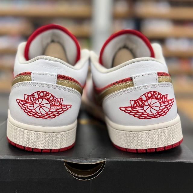 Jordan 1 Low Spades - Preowned