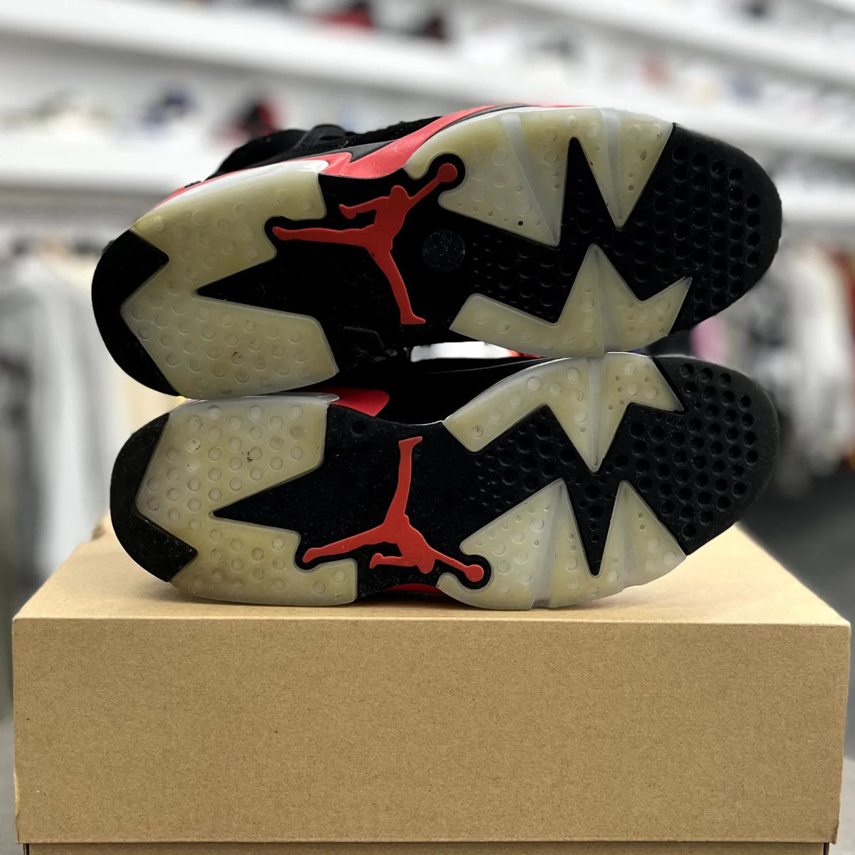 Jordan 6 Retro Infrared Salesman - Preowned