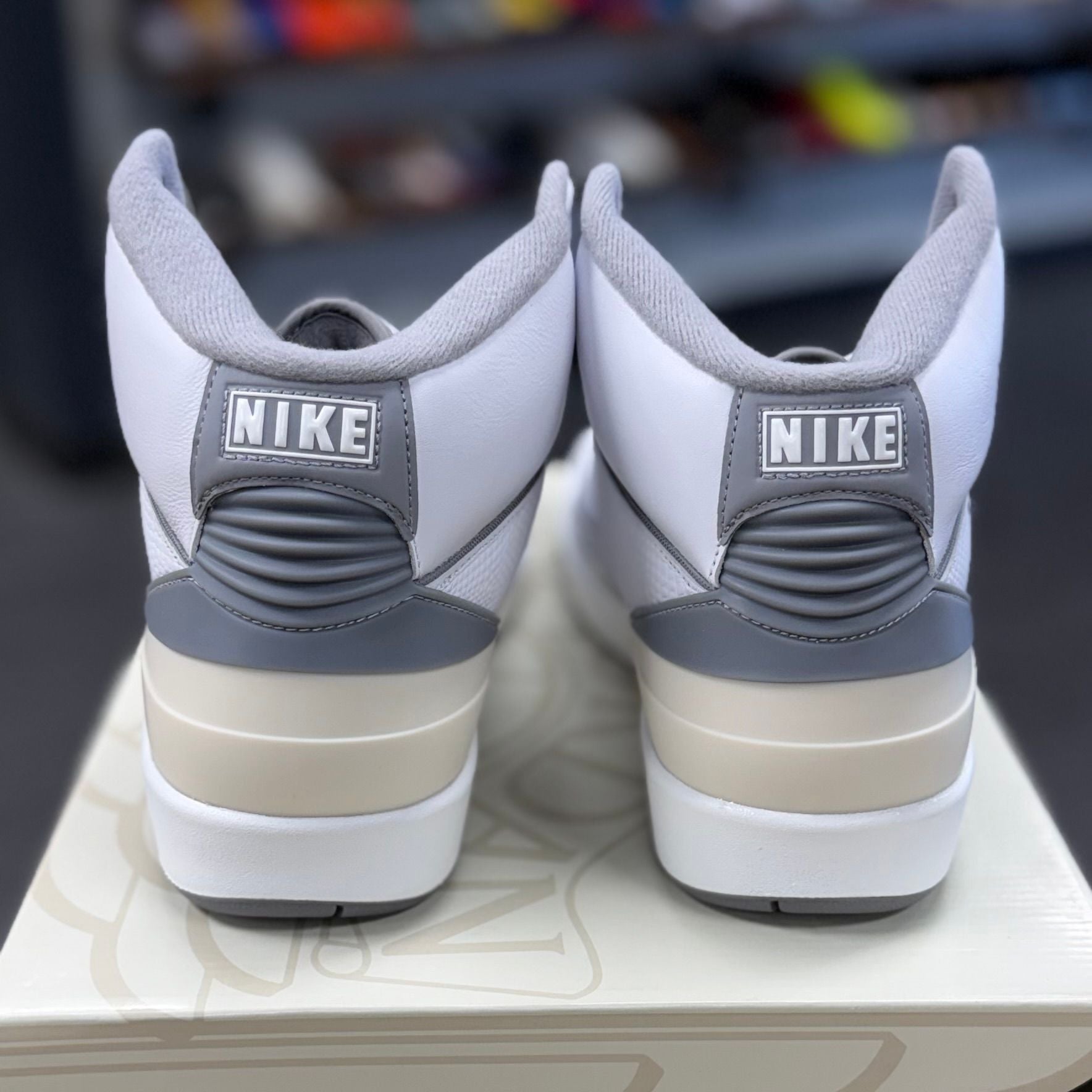 BRAND NEW STEAL - Jordan 2 Retro Cement Grey