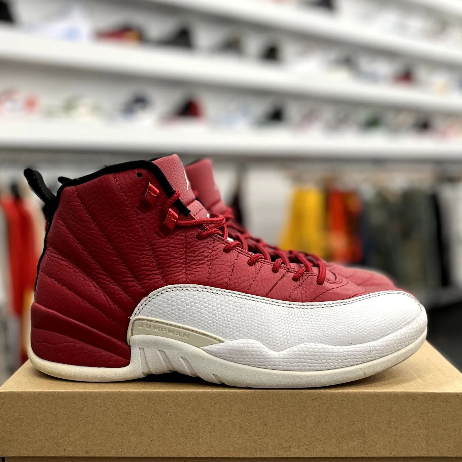 Jordan 12 Retro Gym Red - Preowned