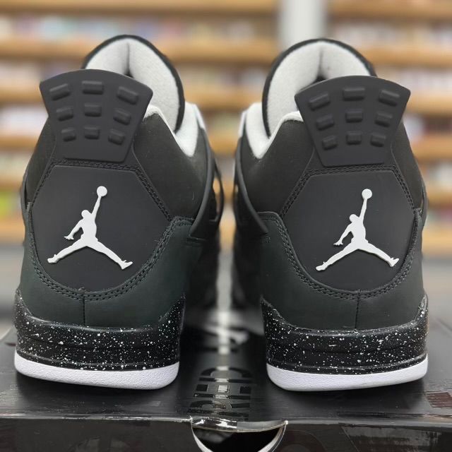 Jordan 4 Retro Fear (2024) - Preowned